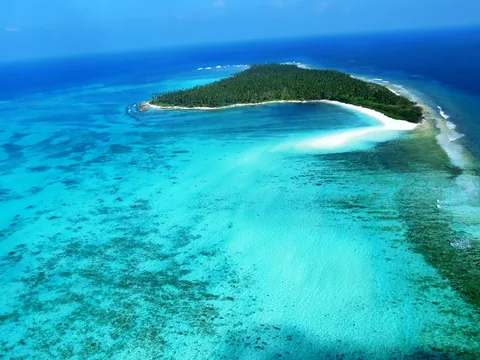 Lakshadweep Island Tour Packages | Safari Sutra Holidays Lakshadweep turquoise lagoon aerial view — Lakshadweep tour packages from Mumbai | Safari Sutra